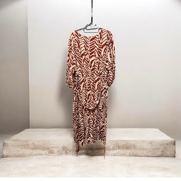 Eloquii Brown and Cream Linen Zebra Print Midi Dress Size 24 - Picture 4 of 8
